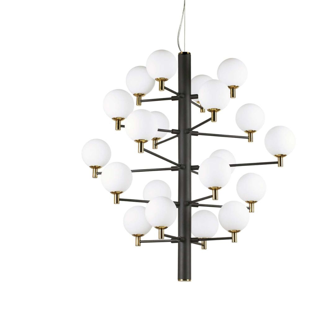 Sospensione in metallo con sfere in vetro bianco art COPERNICO
