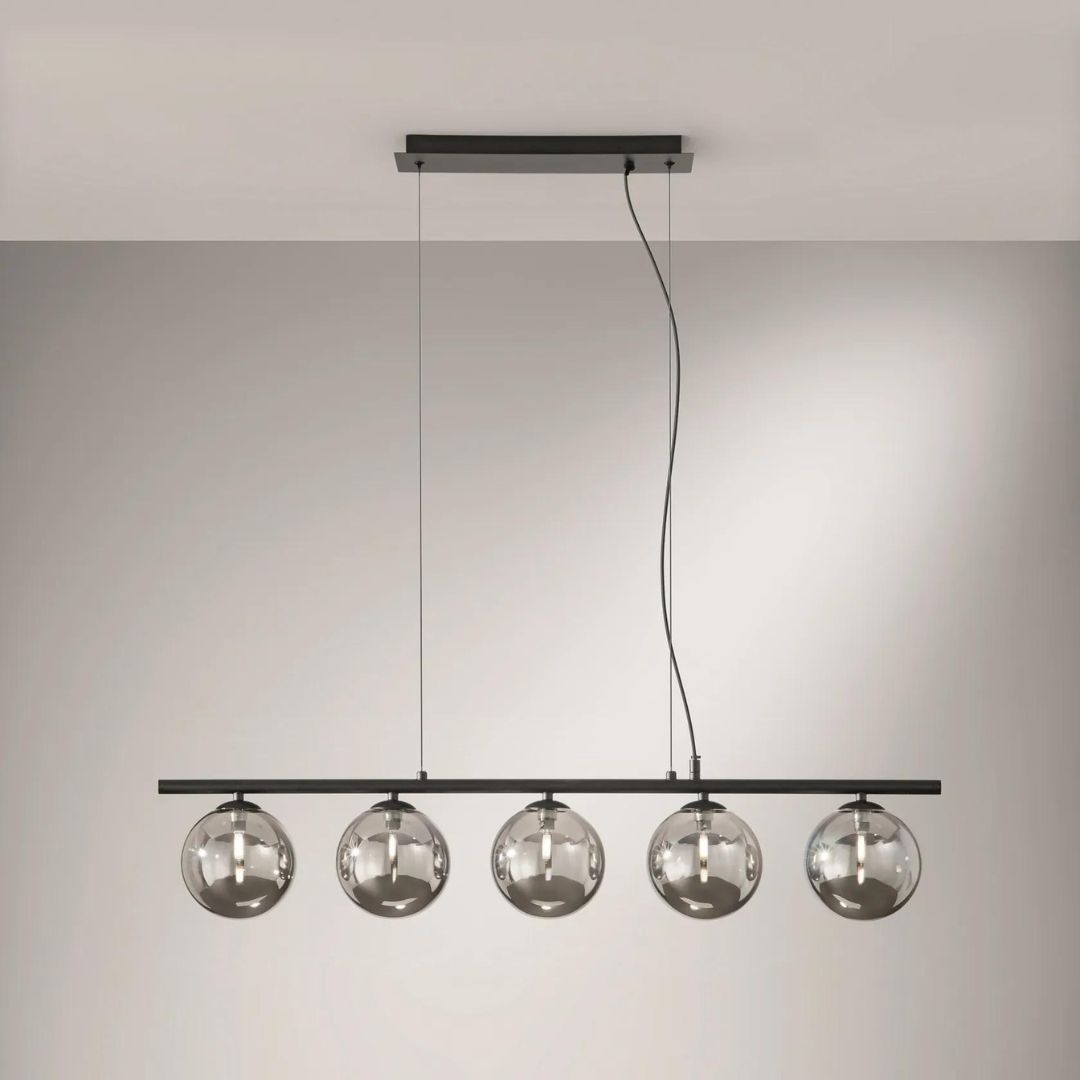 Sospensione in metallo lineare con sfere in vetro 5 luci G9 2 colori art HONEY-SQ5