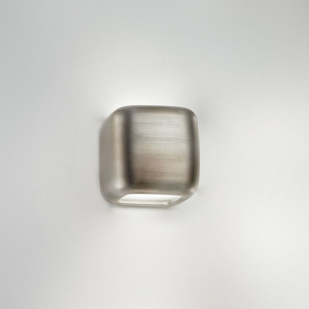 Applique cubo stondato 2 lampadine led GX53 in 4 finiture art BABOL