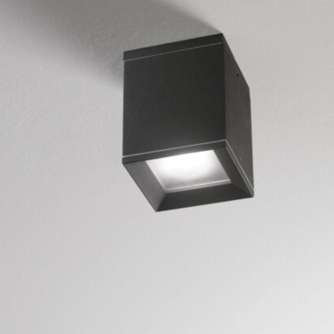 Plafoniera da esterno in alluminio squadrata bianco antracite corten e nero cod.930