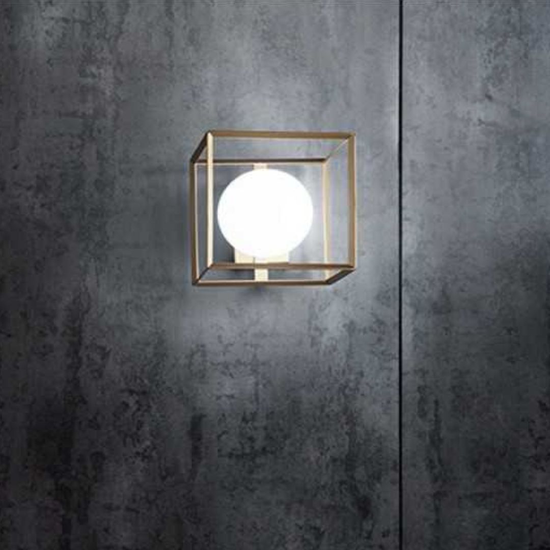 Applique in metallo con sfera in vetro 1xG9 art CUBE 6691