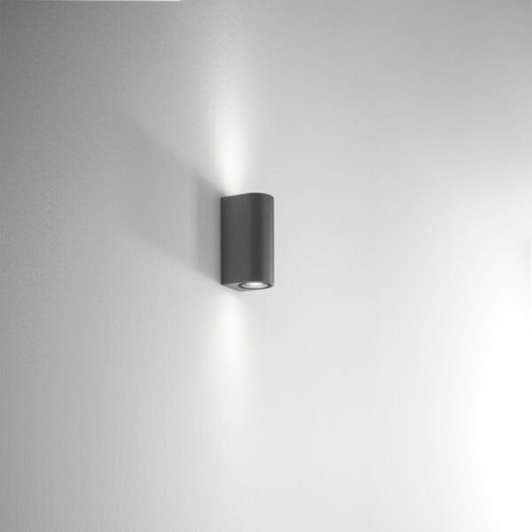 Applique da esterno in alluminio biemissione bianco o antracite 2xGU10 cod. 544-545