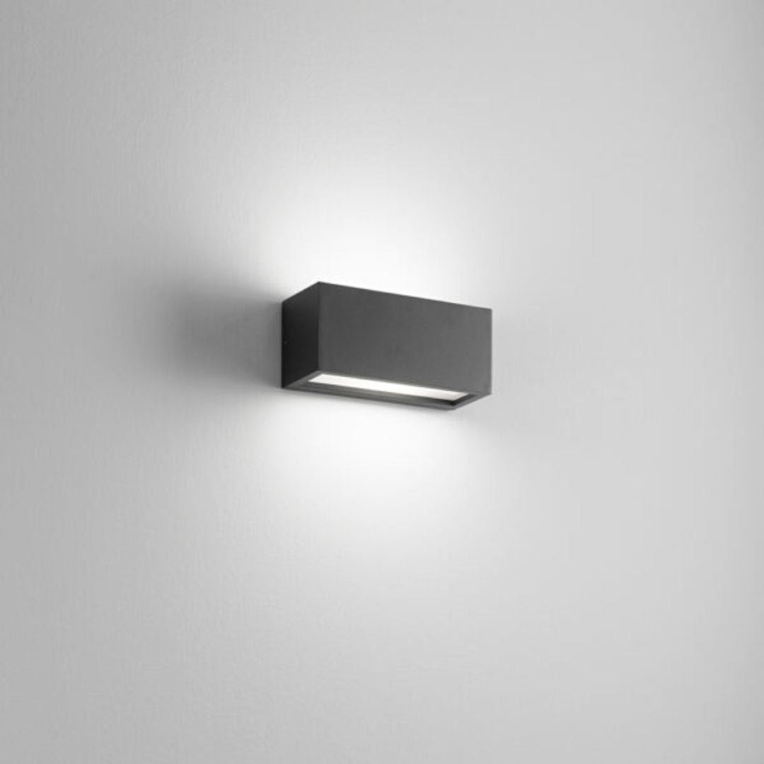 Applique da esterno rettangolare biemissione 1xE27 in 4 colori cod.533-534-535-529